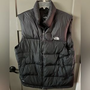Men’s North Face black puffer vest, size XL, excellent condition